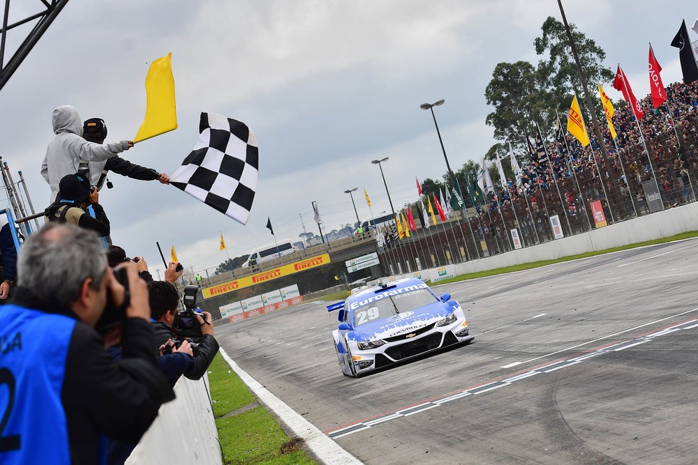 Endurance na Stock Car: o que muda quando a corrida deixa de ser sprint 315660 713336 fff 5935 - Paixão Por Combustão