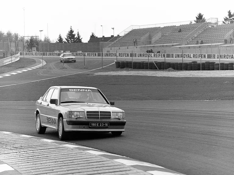 Mercedes 190E Evo II: a engenharia do sedã das pistas Mercedes 190E Evo II Senna paixao por combustao 1 - Paixão Por Combustão