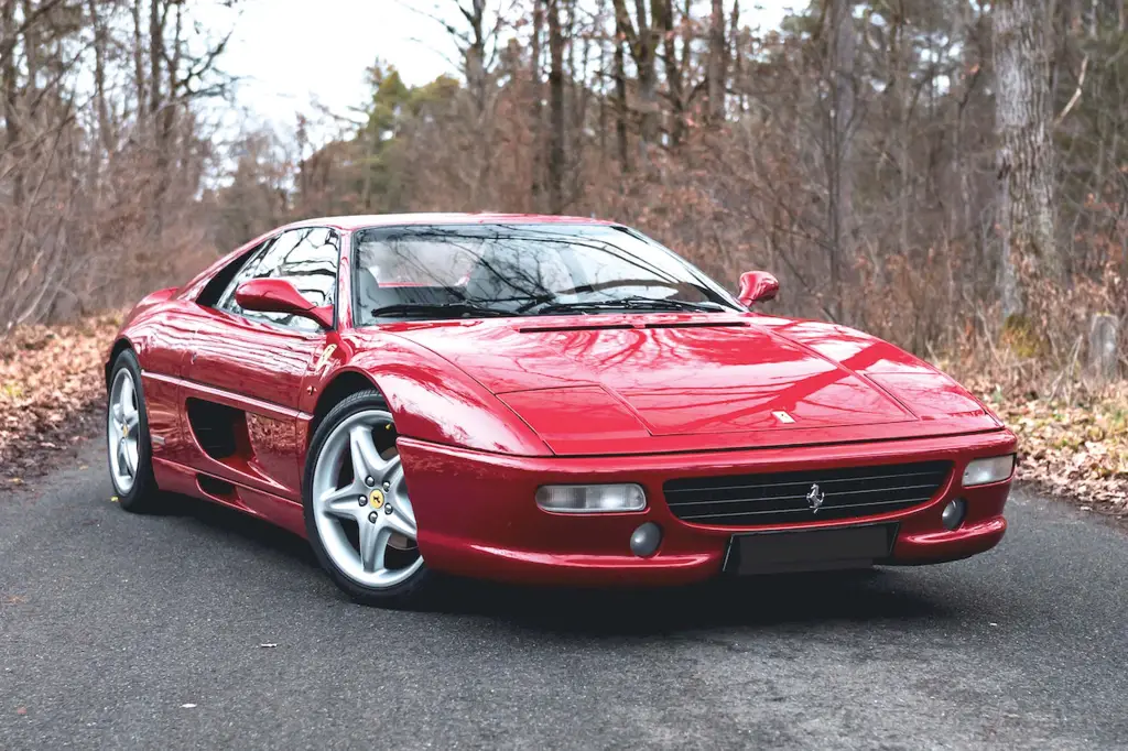 Quantas Ferrari F355 existem no Brasil — e o peso no preço ferrari 355 capa paixao por combustao - Paixão Por Combustão